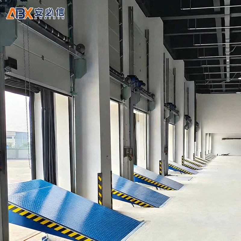 昆玉钢制提升门